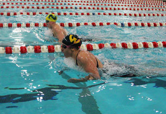 Wayne State's Kayla Scott swimming breaststroke.