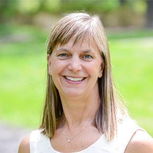 Carrie Stolar