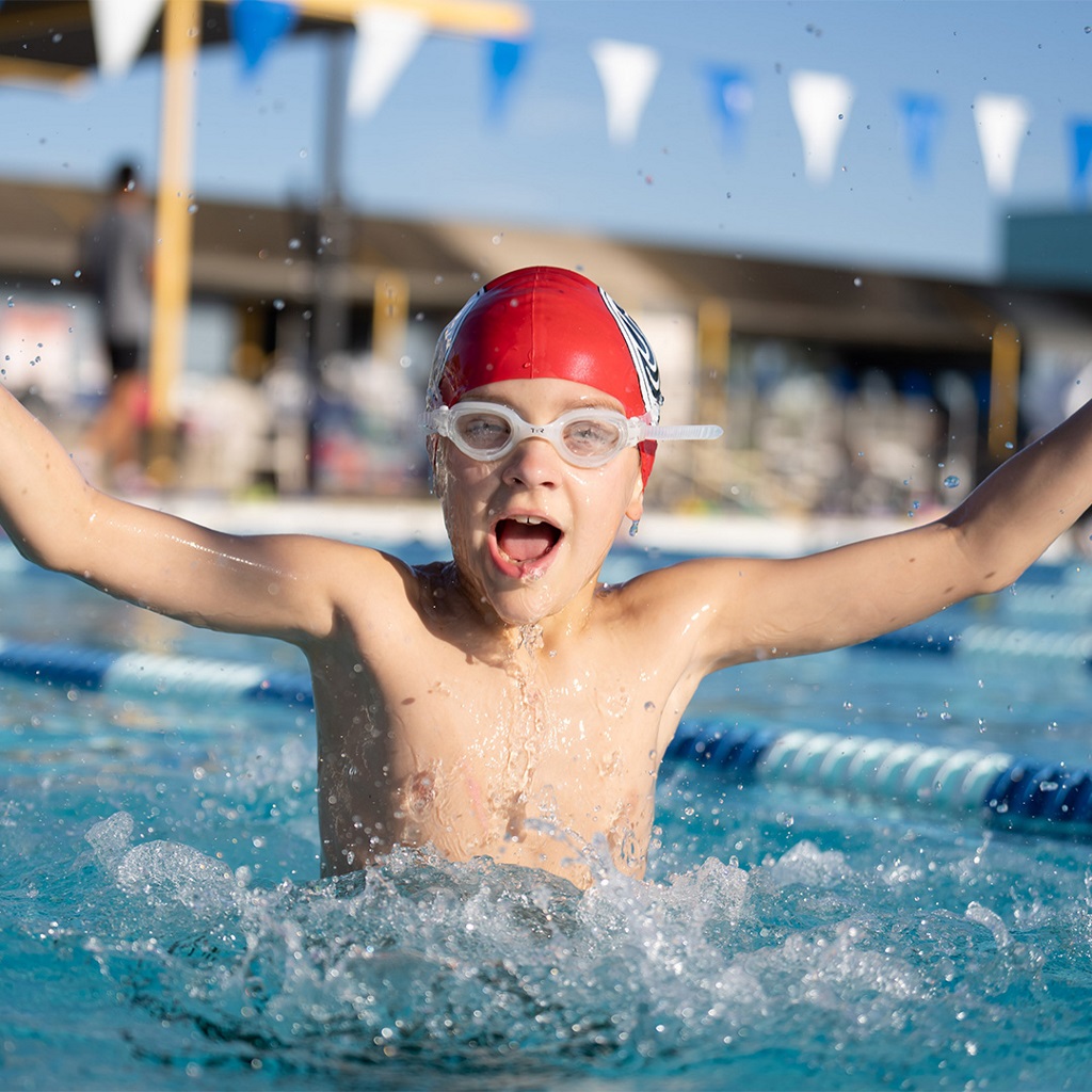 The moment we all share, putting our goggles on for the first time!|https://give.usaswimming.org/campaign/2024-goggleson-giving-campaign/c630842|0|usf1